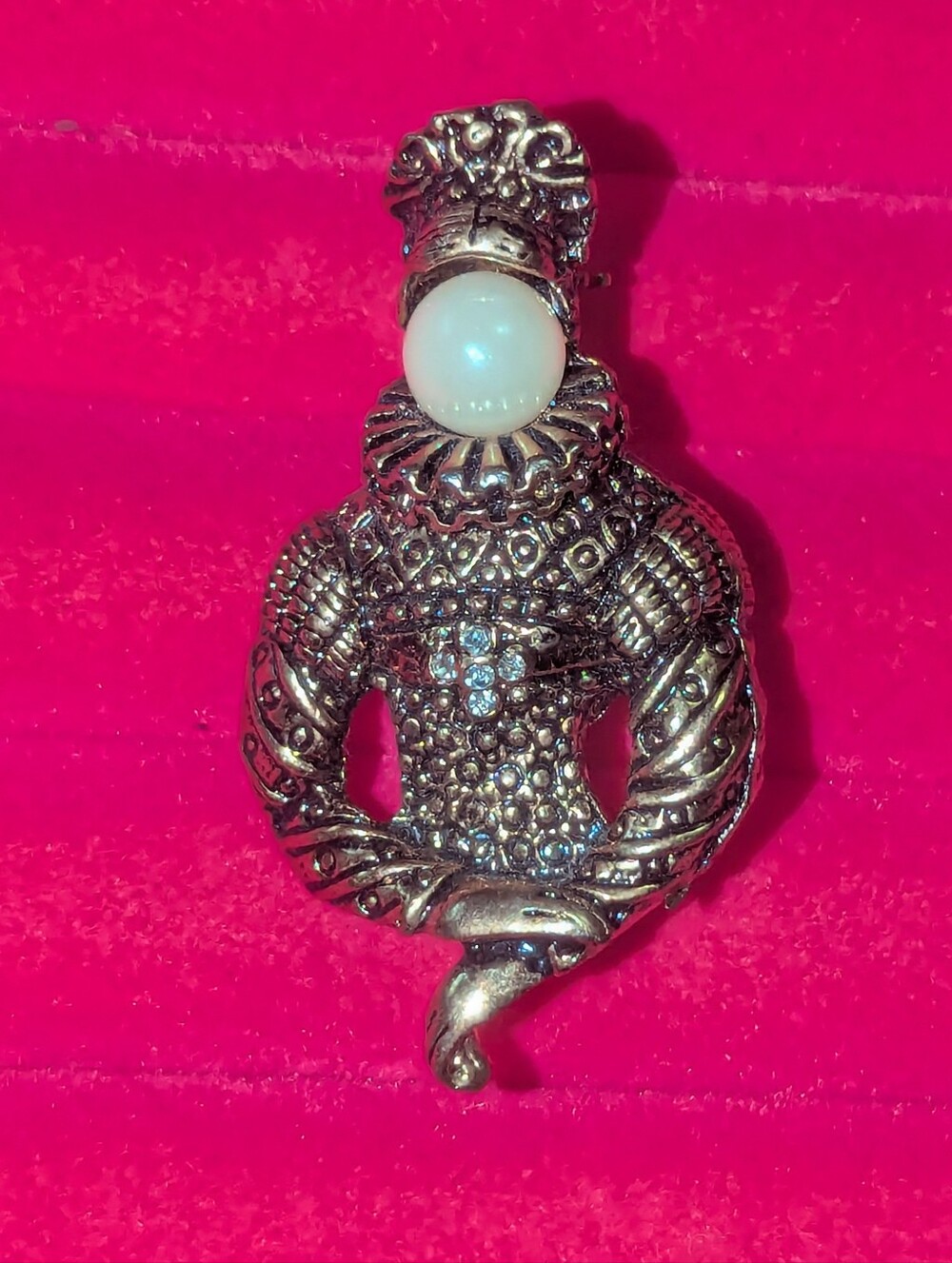 Vtg Plated Knight Pearled Crystal Accented Brooch